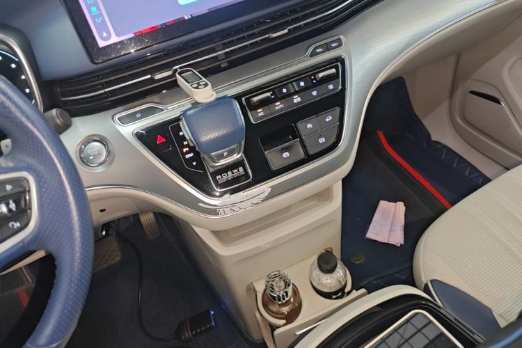 Used Roewe iMAX8 2022 400TGI Celebration Edition Gear Lever