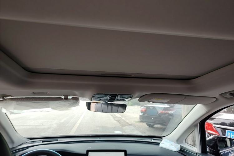 Used Roewe iMAX8 2022 400TGI Flagship Edition Headliner