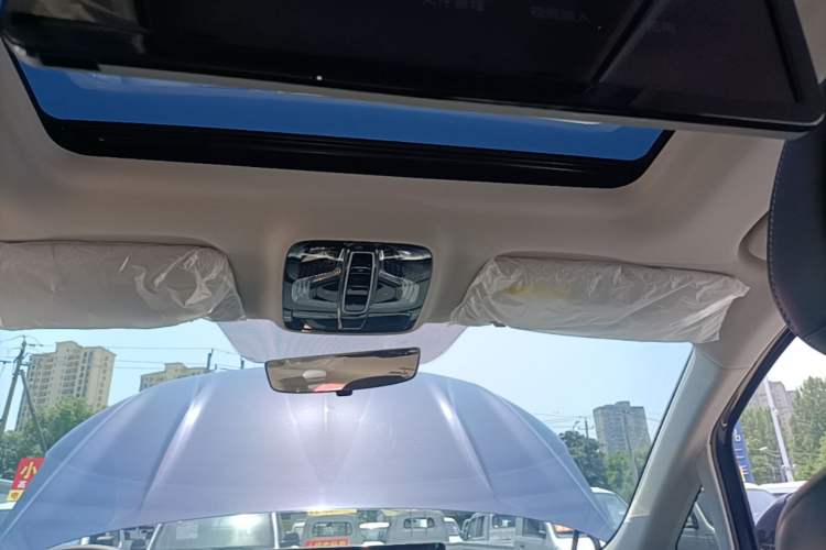 Used Roewe iMAX8 2022 400TGI Celebration Edition Headliner