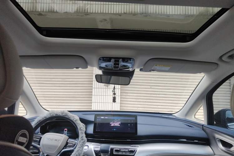 Used Roewe iMAX8 2022 400TGI Prestige Edition Headliner