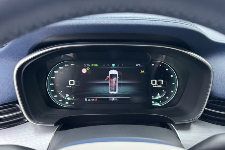 Used Roewe iMAX8 2022 400TGI Prestige Edition Interior 1