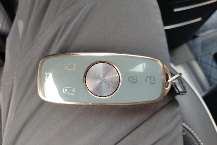 Used Roewe iMAX8 2022 400TGI Prestige Edition Interior 1