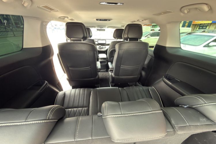 Used Roewe iMAX8 2022 Model 400TGI Exclusive Version for Key Accounts Interior 10