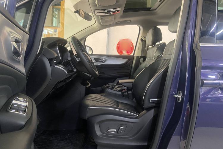 Used Roewe iMAX8 2022 400TGI Celebration Edition Interior 2