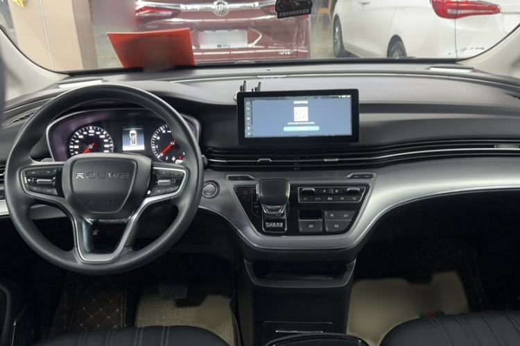 Used Roewe iMAX8 2022 Model 400TGI Exclusive Version for Key Accounts Interior 3