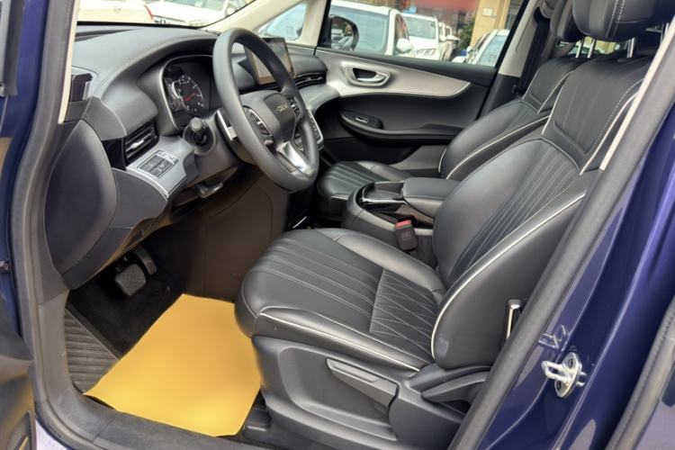 Used Roewe iMAX8 2022 Model 400TGI Exclusive Version for Key Accounts Interior 5