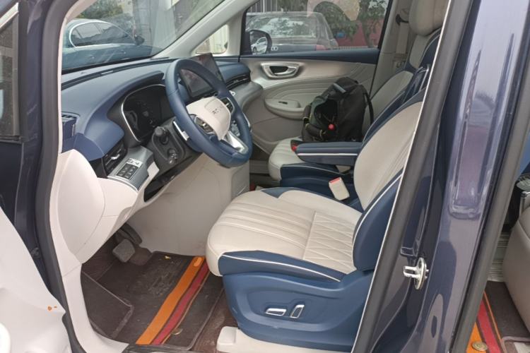 Used Roewe iMAX8 2022 400TGI Prestige Edition Left Front Seat