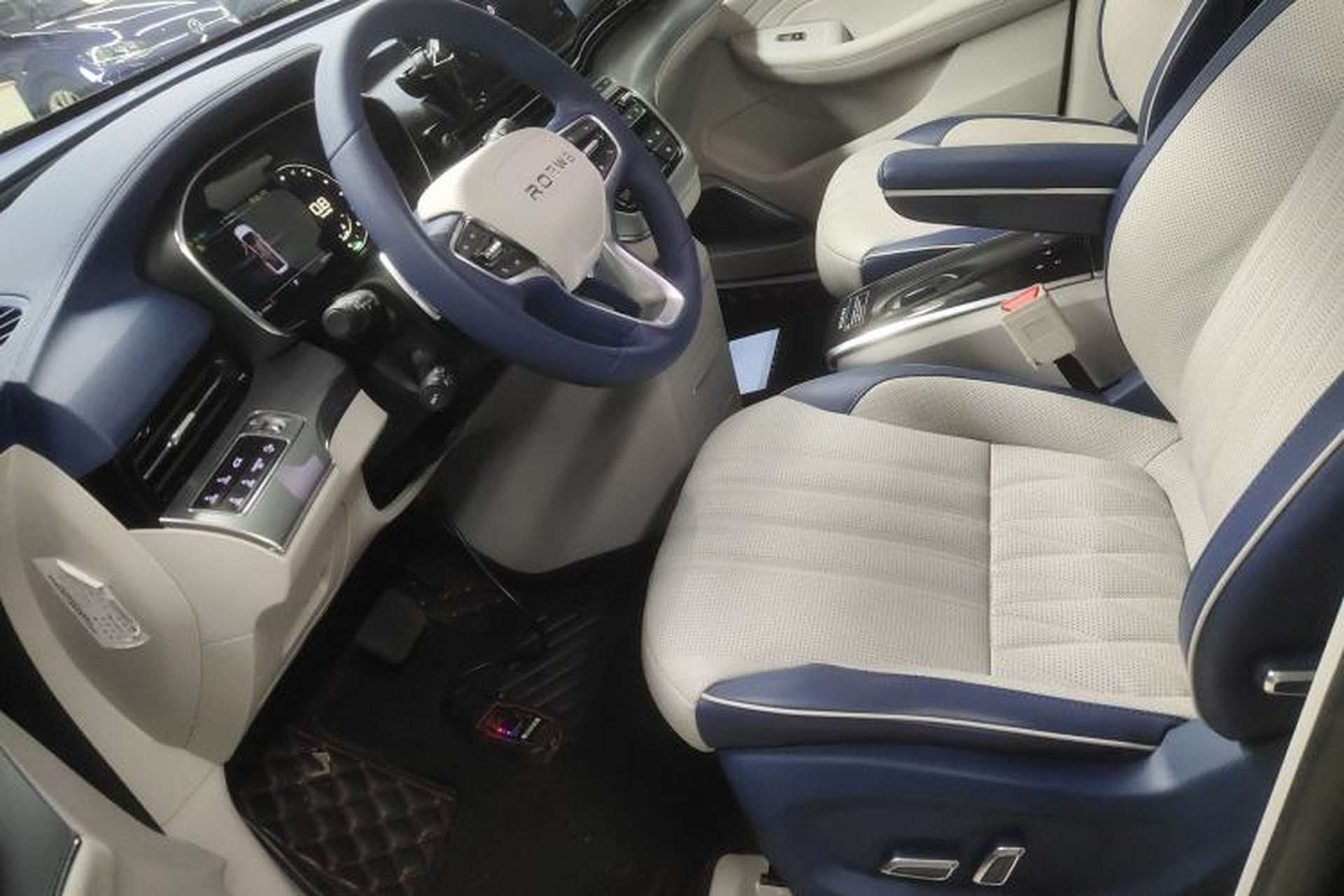 Used Roewe iMAX8 2022 400TGI Prestige Edition Left Front Seat