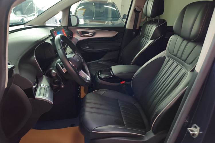Used Roewe iMAX8 2022 400TGI Celebration Edition Left Front Seat