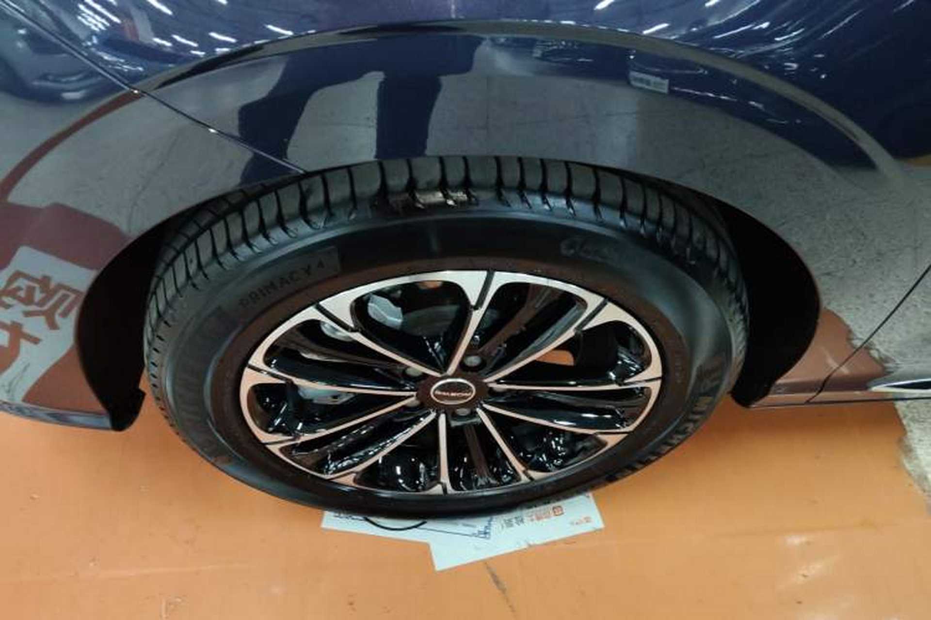 Used Roewe iMAX8 2022 400TGI Prestige Edition Left Front Wheel Hub