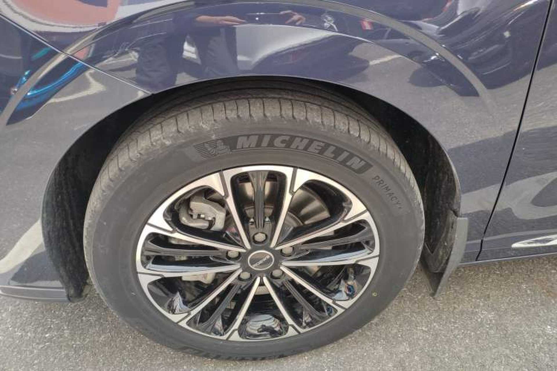 Used Roewe iMAX8 2022 400TGI Prestige Edition Left Front Wheel Hub