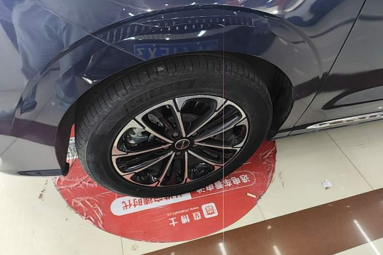 Used Roewe iMAX8 2022 400TGI Prestige Edition Left Front Wheel Hub