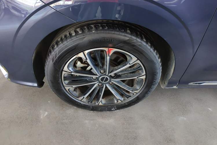 Used Roewe iMAX8  Left Front Wheel Hub