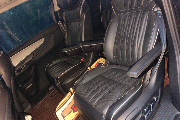 Used Roewe iMAX8 2022 400TGI Celebration Edition Left Rear Seat