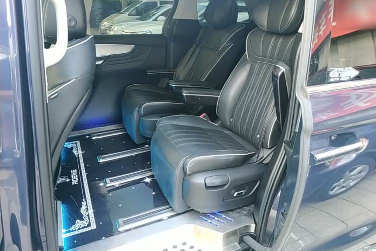 Used Roewe iMAX8 2022 400TGI Flagship Edition Left Rear Seat