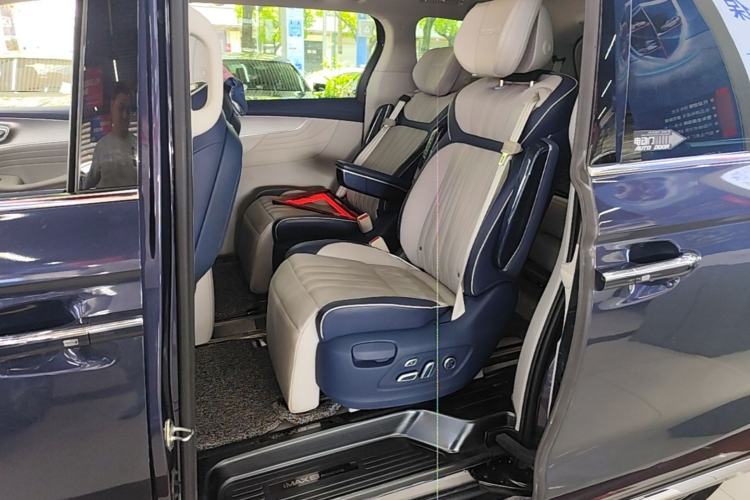 Used Roewe iMAX8 2022 400TGI Prestige Edition Left Rear Seat
