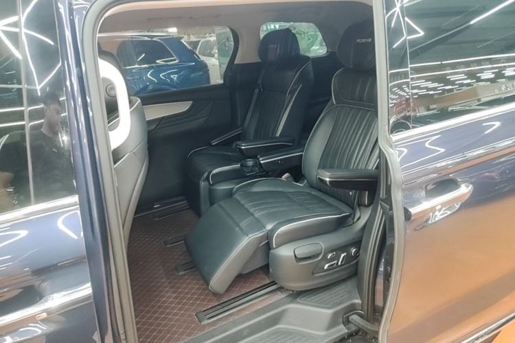 Used Roewe iMAX8 2022 400TGI Celebration Edition Left Rear Seat