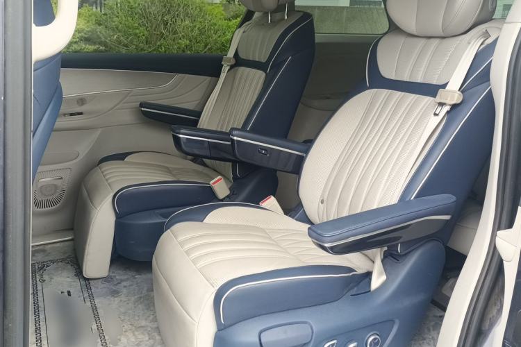 Used Roewe iMAX8 2022 400TGI Celebration Edition Left Rear Seat