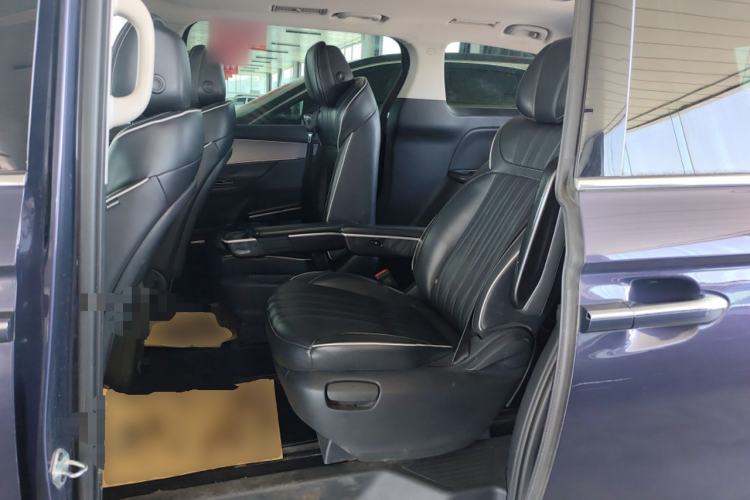 Used Roewe iMAX8  Left Rear Seat