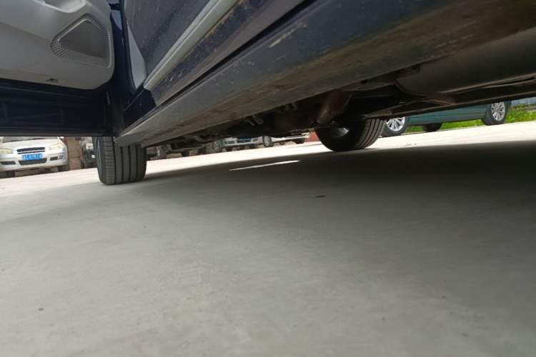 Used Roewe iMAX8 2022 400TGI Prestige Edition Left Side Sill