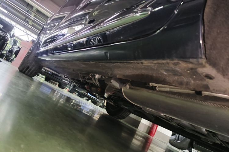 Used Roewe iMAX8 2022 400TGI Prestige Edition Left Side Sill