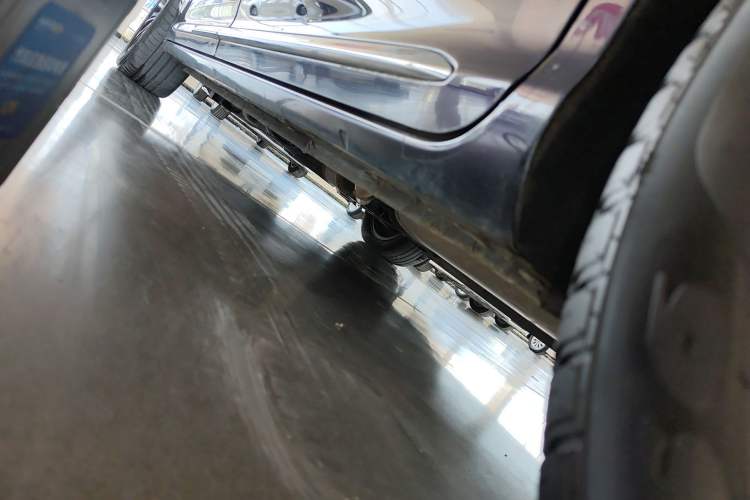 Used Roewe iMAX8  Left Side Sill