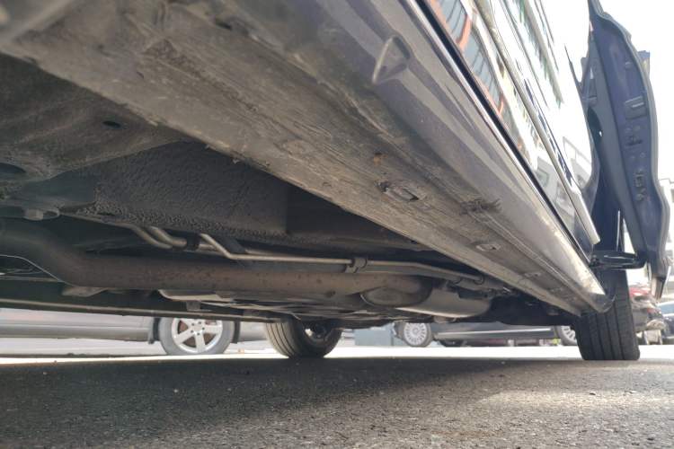Used Roewe iMAX8 2022 400TGI Prestige Edition Left Side Sill
