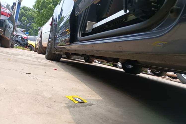 Used Roewe iMAX8 2022 400TGI Flagship Edition Left Side Sill