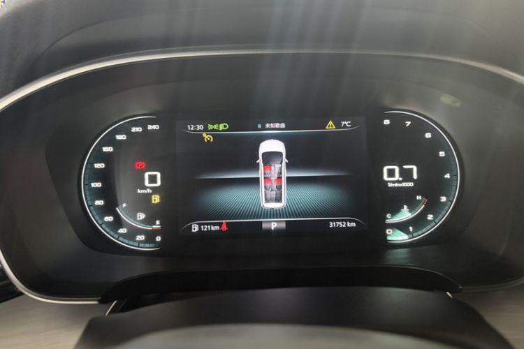 Used Roewe iMAX8 2022 400TGI Celebration Edition Odometer Close Up