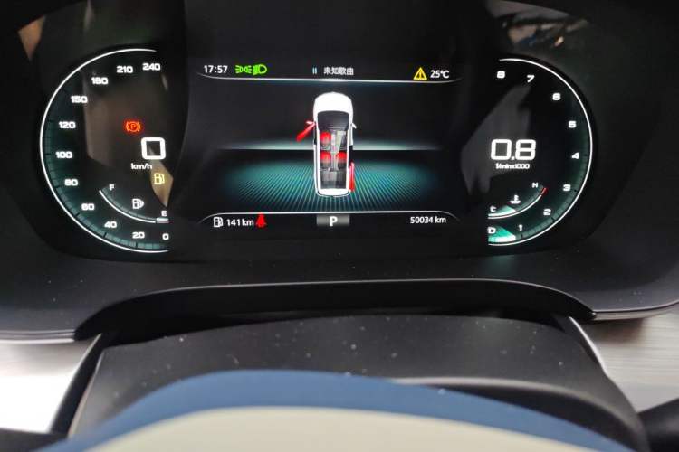 Used Roewe iMAX8 2022 400TGI Celebration Edition Odometer Close Up