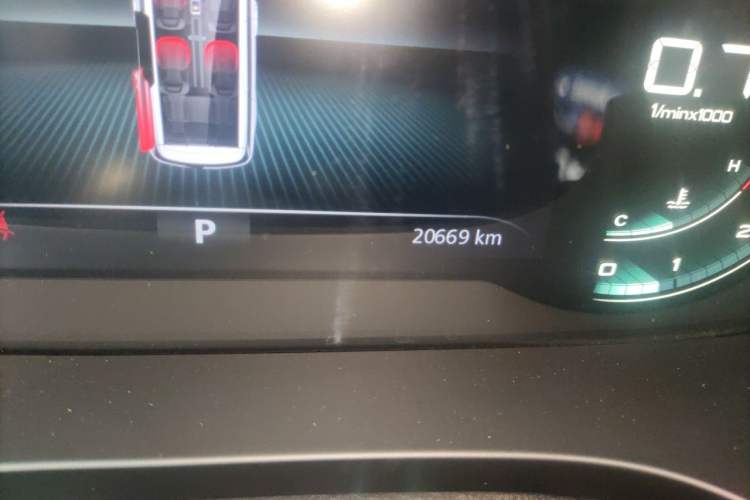Used Roewe iMAX8 2022 400TGI Celebration Edition Odometer Close Up