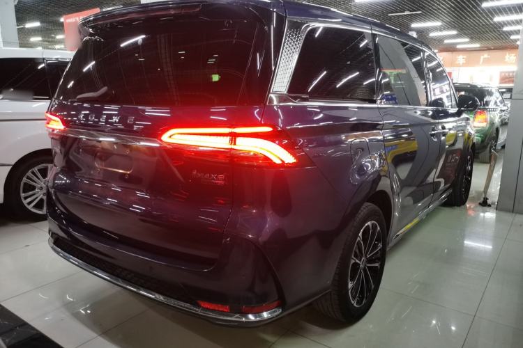 Used Roewe iMAX8 2022 Model 400TGI Exclusive Version for Key Accounts Rear Right 45 Deg