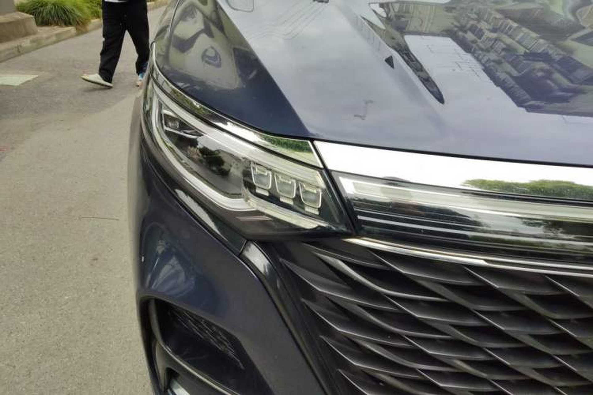 Used Roewe iMAX8 2022 400TGI Prestige Edition Right Front Headlight