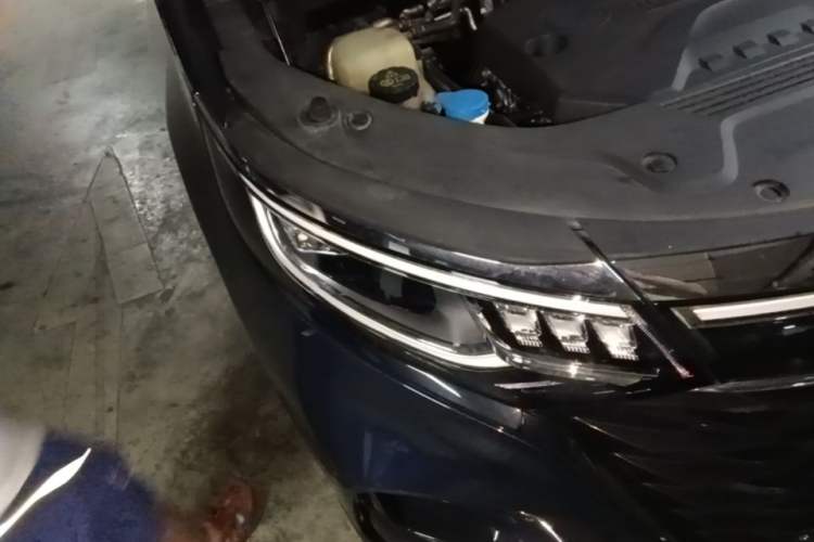 Used Roewe iMAX8 2022 400TGI Prestige Edition Right Front Headlight
