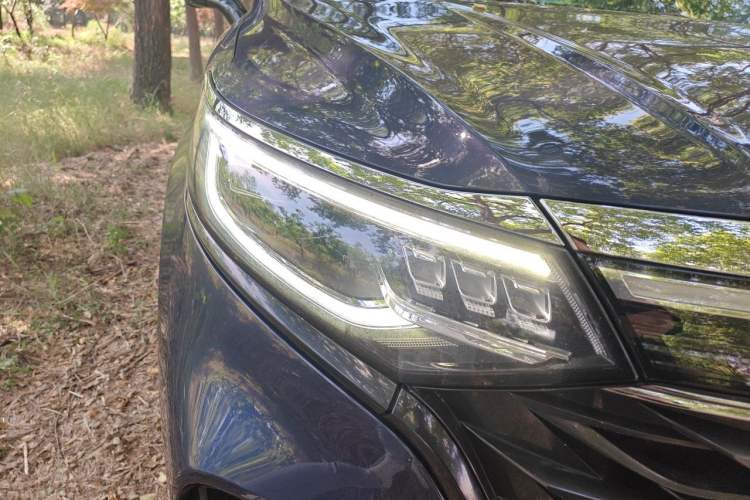 Used Roewe iMAX8 2022 400TGI Prestige Edition Right Front Headlight