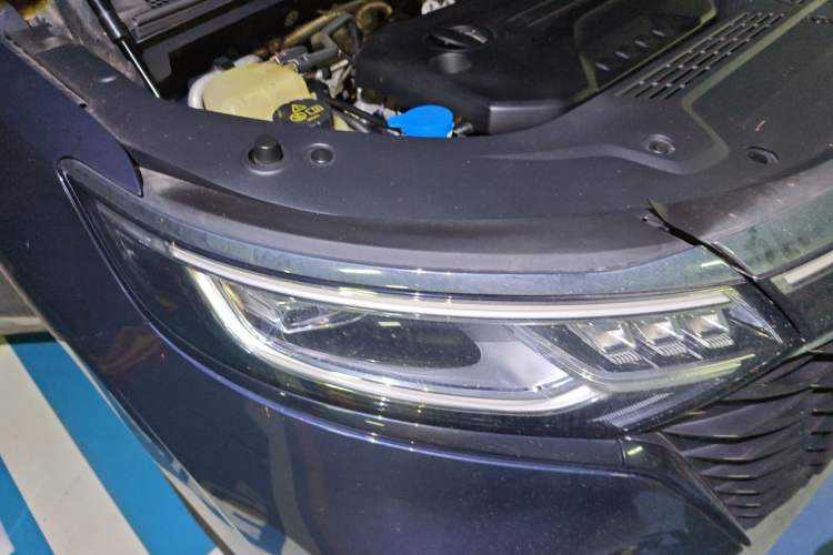 Used Roewe iMAX8 2022 400TGI Prestige Edition Right Front Headlight
