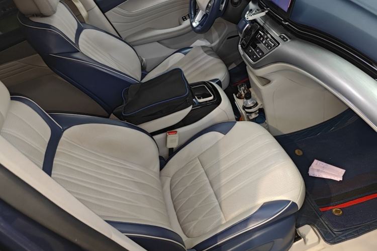Used Roewe iMAX8 2022 400TGI Celebration Edition Right Front Seat