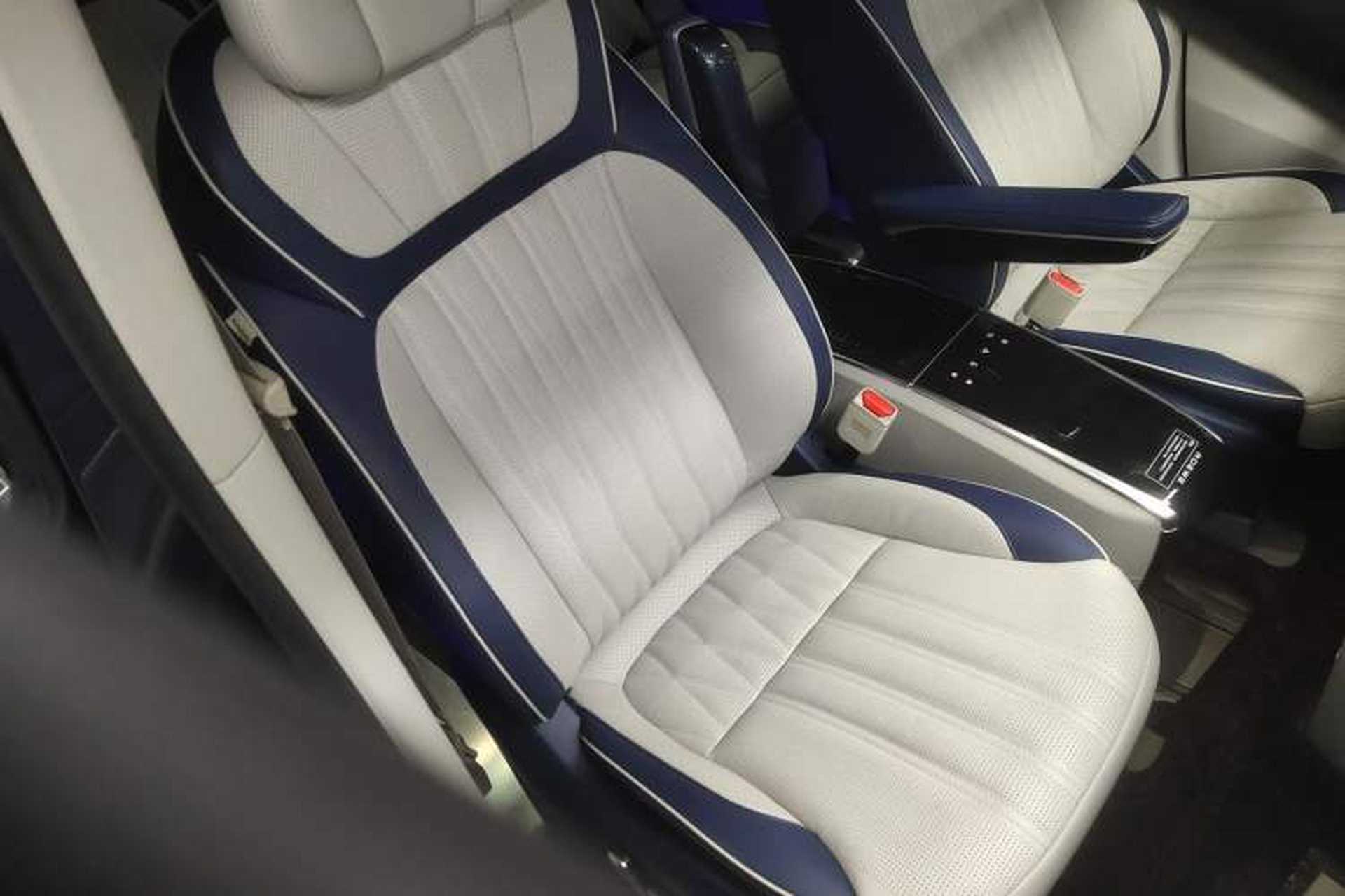 Used Roewe iMAX8 2022 400TGI Prestige Edition Right Front Seat