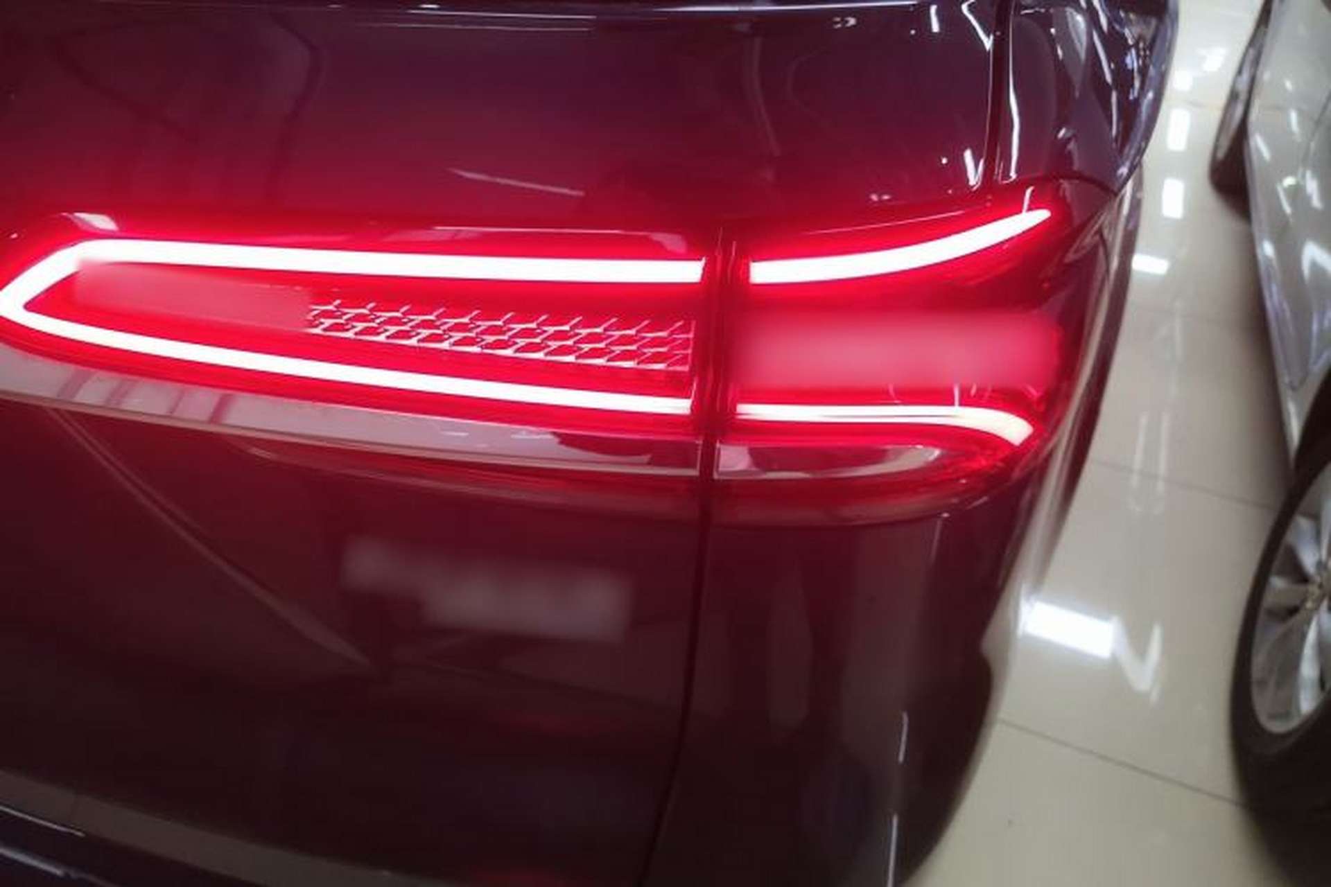 Used Roewe iMAX8 2022 400TGI Prestige Edition Right Rear Taillight