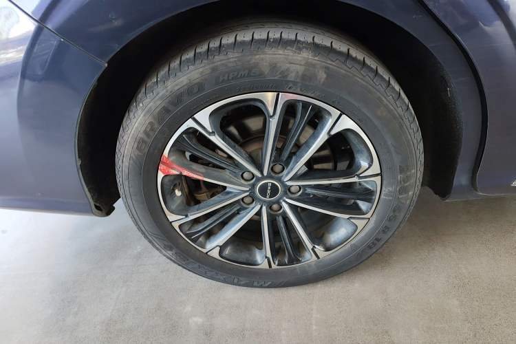 Used Roewe iMAX8  Right Rear Wheel Hub
