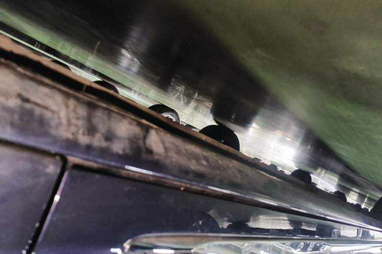 Used Roewe iMAX8 2022 400TGI Prestige Edition Right Side Sill