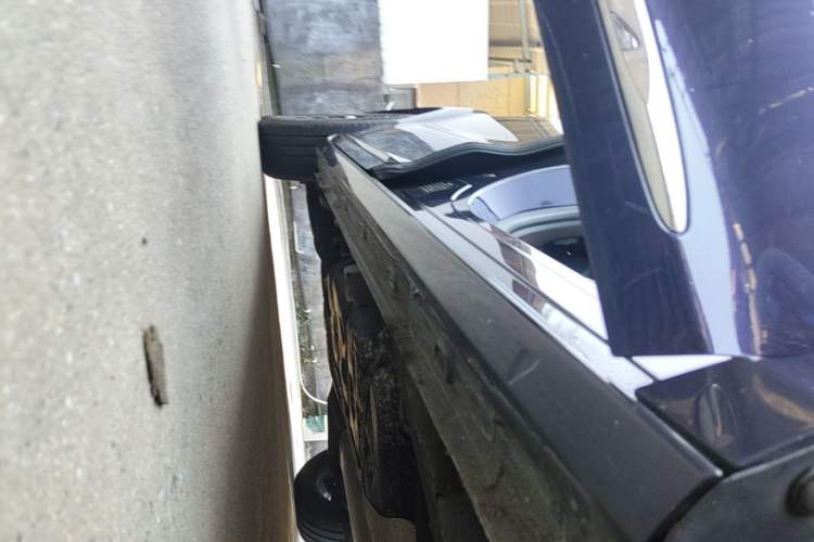 Used Roewe iMAX8 2022 400TGI Prestige Edition Right Side Sill