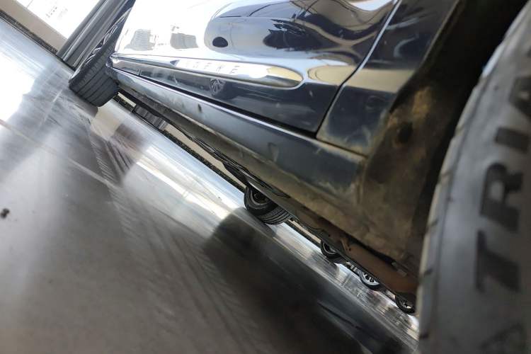 Used Roewe iMAX8  Right Side Sill