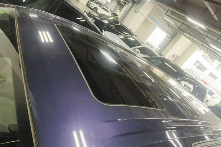 Used Roewe iMAX8 2022 400TGI Prestige Edition Roof