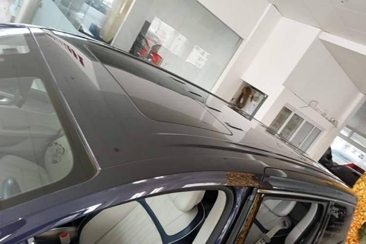 Used Roewe iMAX8 2022 400TGI Prestige Edition Roof