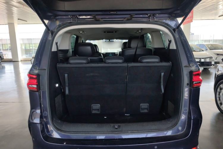 Used Roewe iMAX8  Trunk