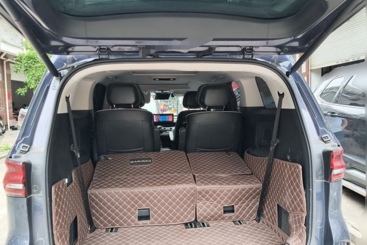 Used Roewe iMAX8 2022 400TGI Prestige Edition Trunk