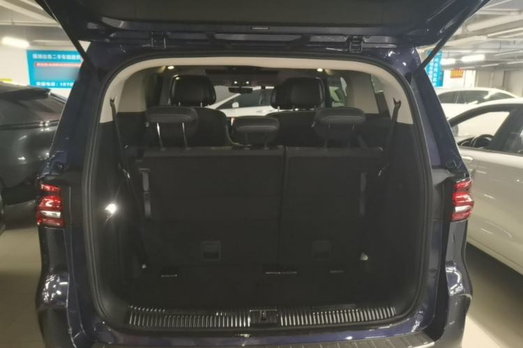 Used Roewe iMAX8 2022 400TGI Flagship Edition Trunk