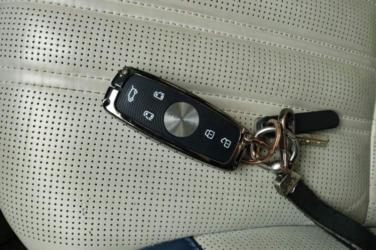 Used Roewe iMAX8 2022 400TGI Prestige Edition Vehicle Key