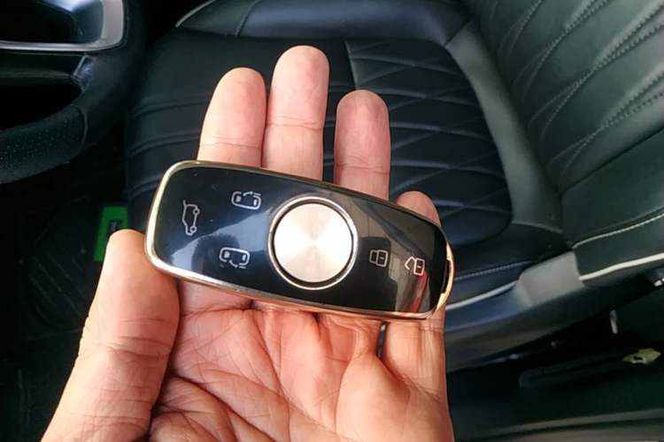 Used Roewe iMAX8 2022 400TGI Flagship Edition Vehicle Key